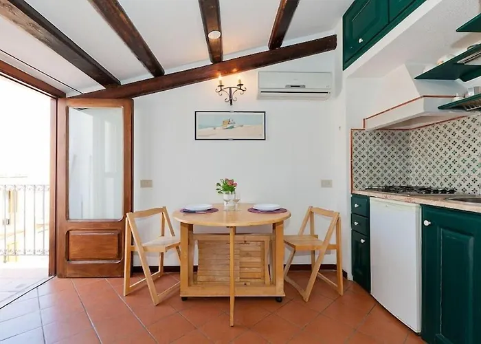 Bordonaro 57 * Cefalù